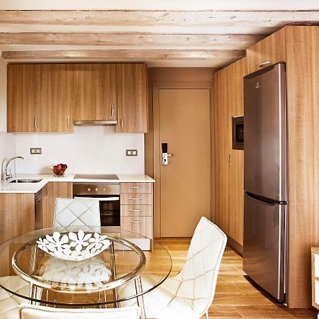 Barcelona Apartment Mila Exterior photo
